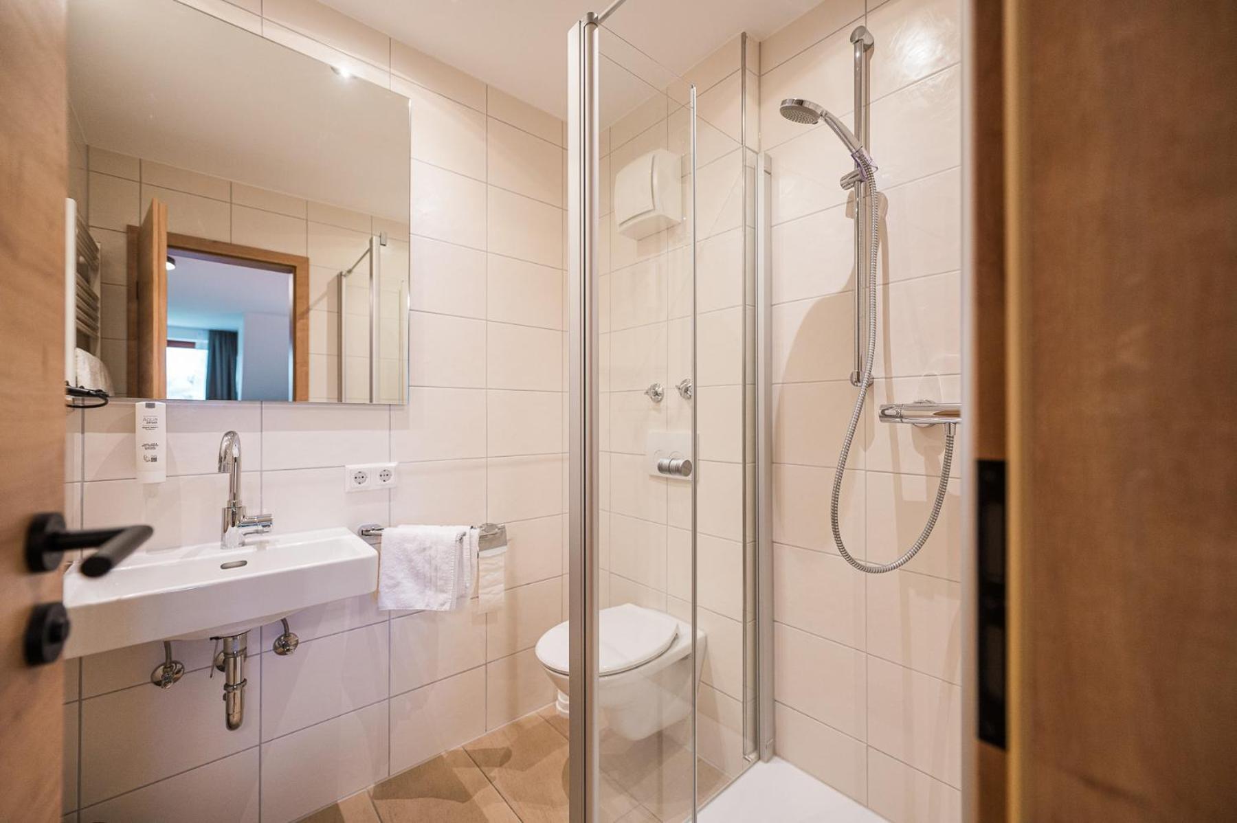 Hotel Goldener Engel Ihringen Kültér fotó